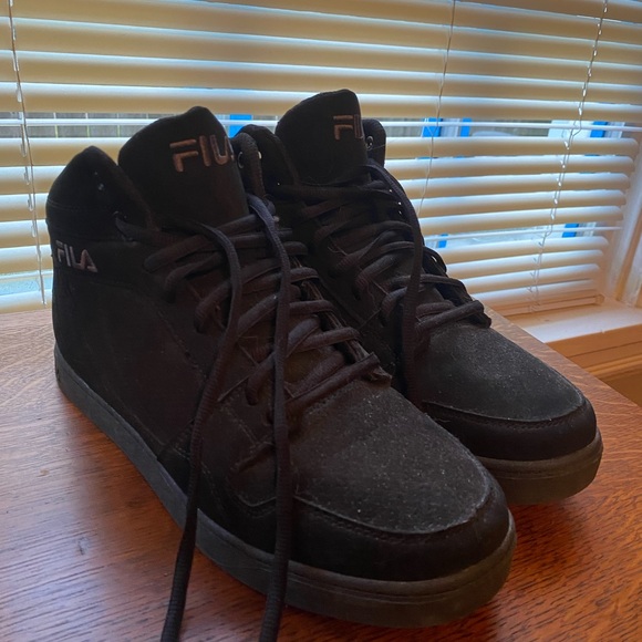 Men’s Fila athletic shoe - Picture 5 of 5